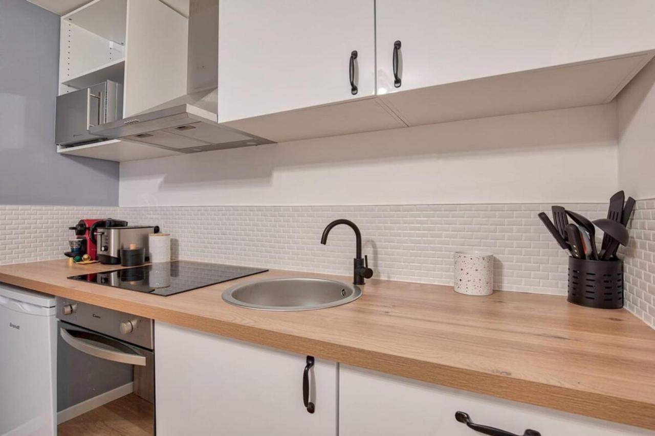 Charming Studio At Republique - 2p Appartement